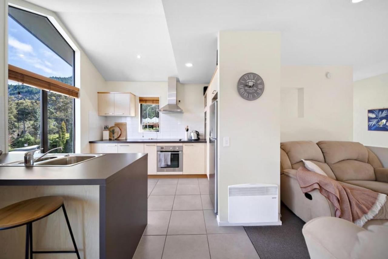 Sunshine Bay Escape - Close To * Queenstown