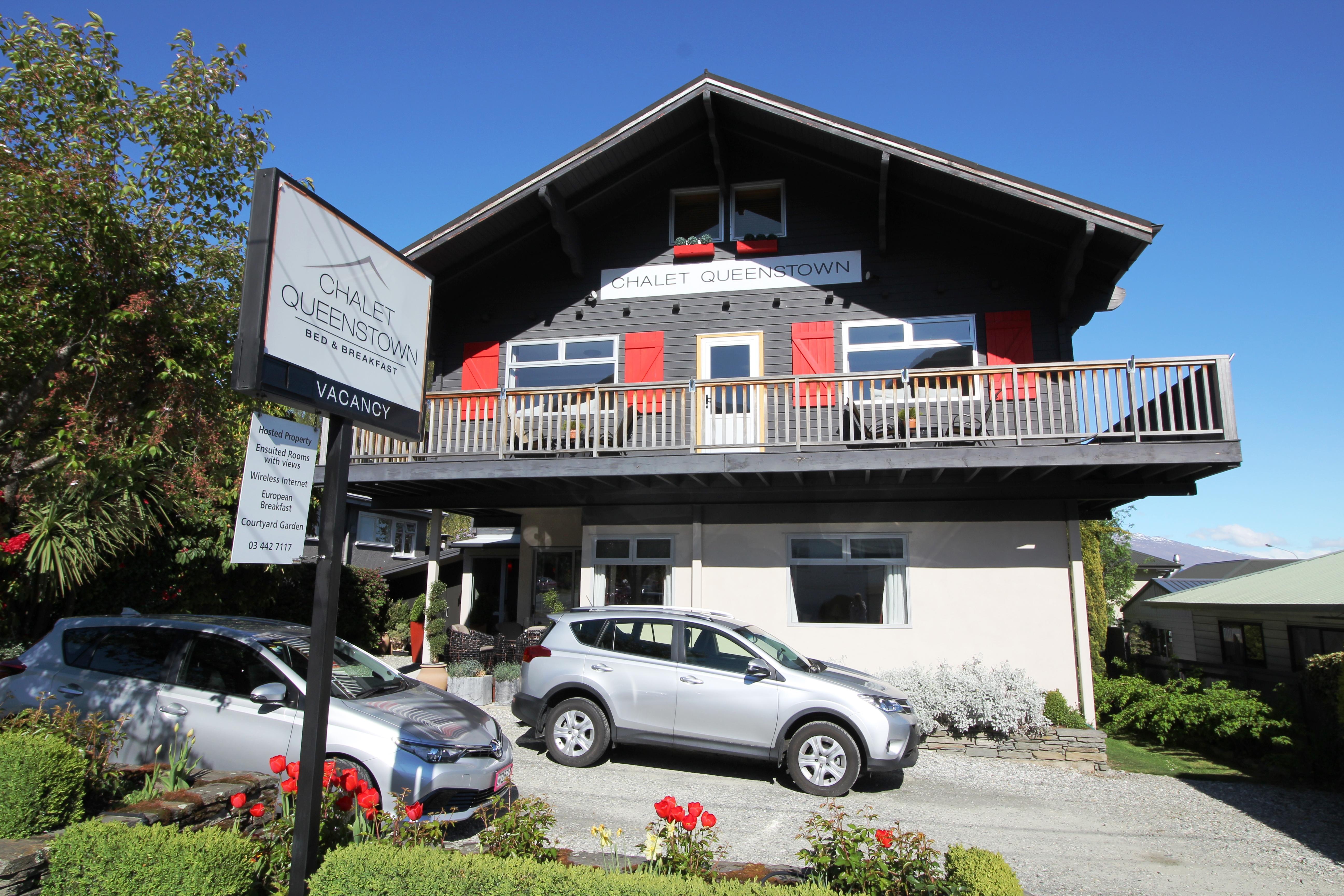 Chalet Queenstown Bed & Breakfast Queenstown