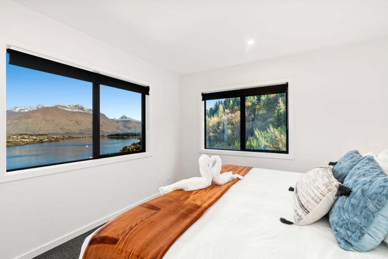 Holiday home A Luckie Charm - 5-bedroom Townhouse With Spectacular View *