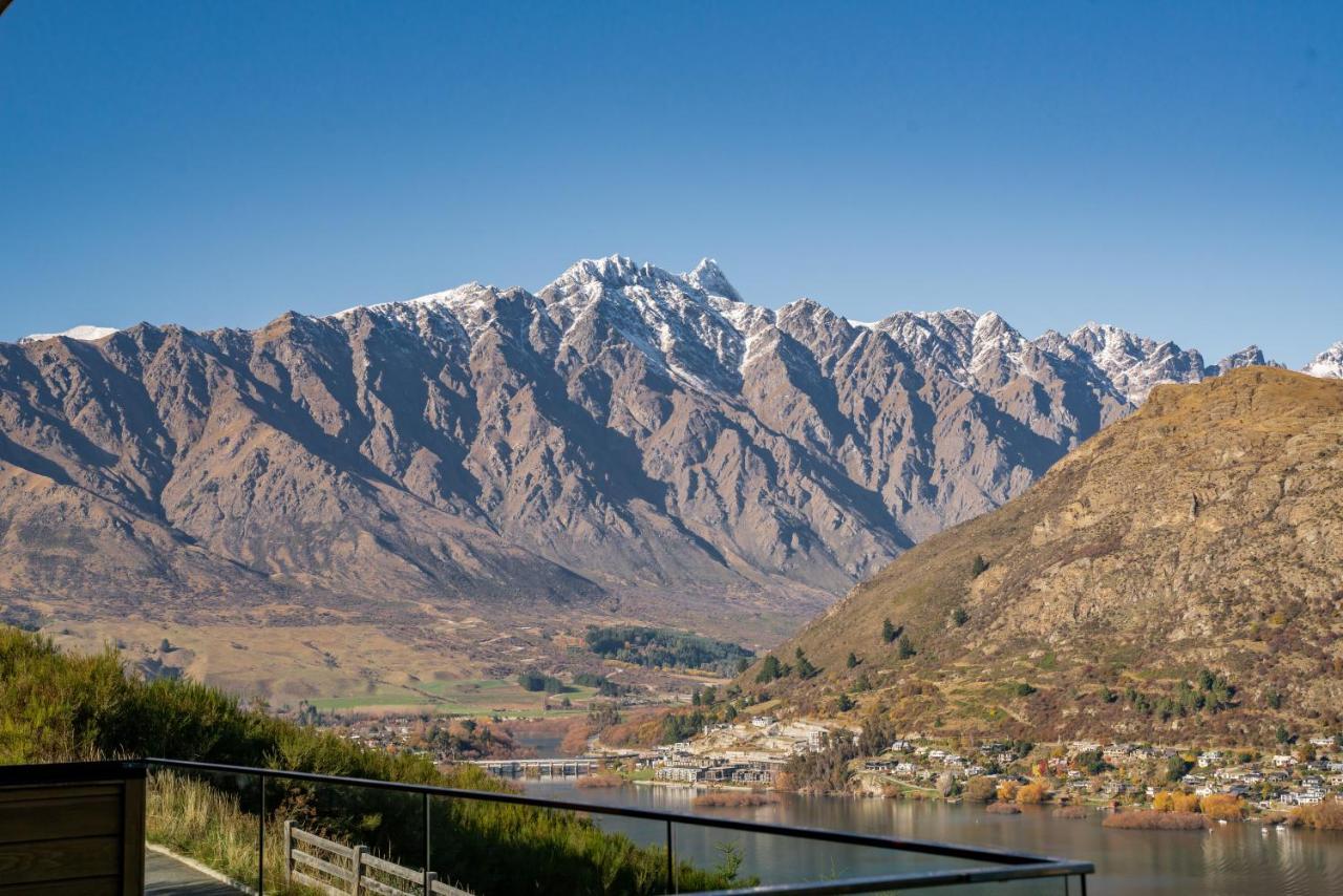 A Luckie Charm - 5-bedroom Townhouse With Spectacular View Holiday home
