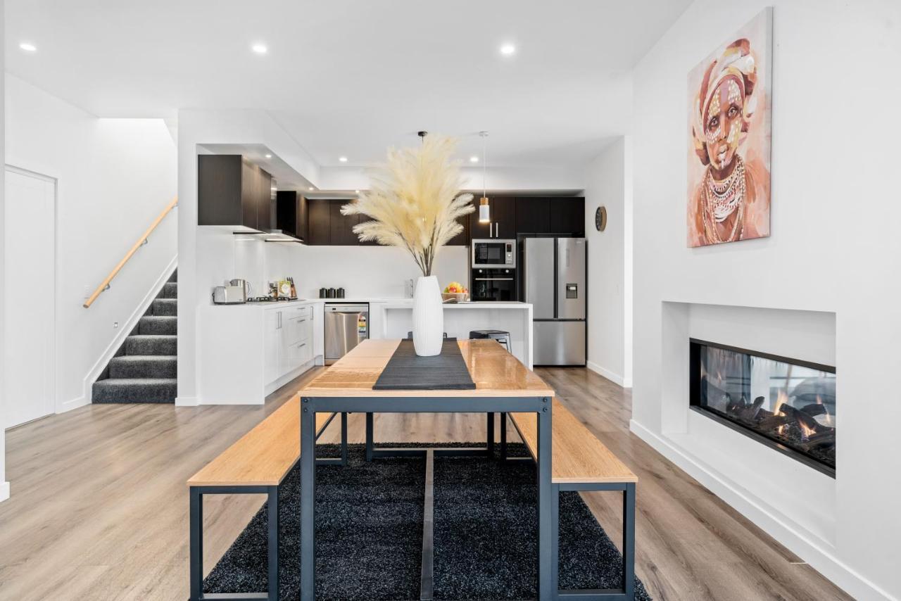 A Luckie Charm - 5-bedroom Townhouse With Spectacular View *