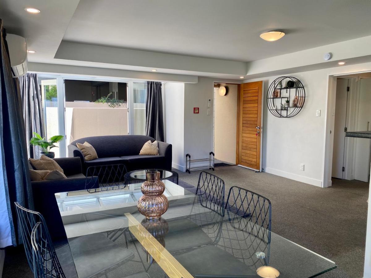 Lakefront Gem, Absolute Waterfront * Queenstown