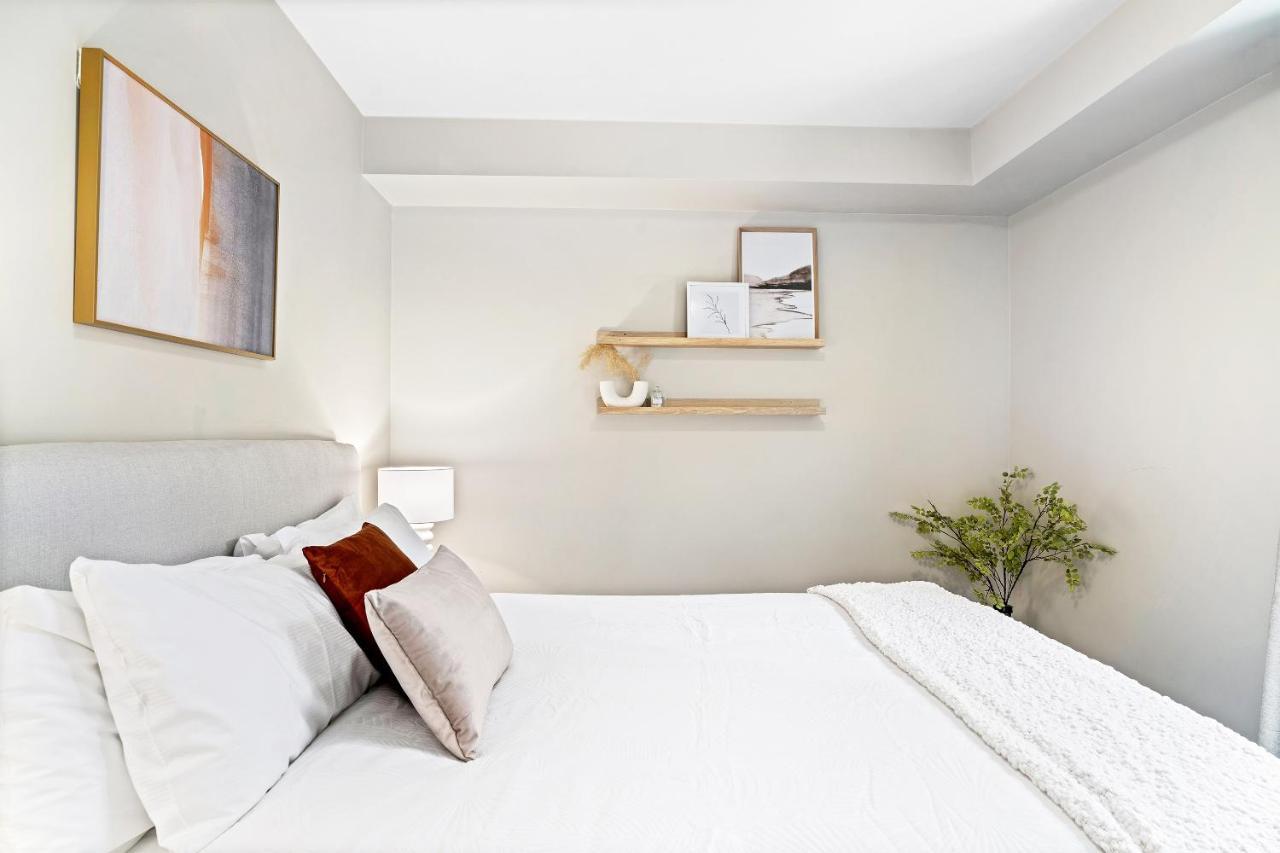 Apartment Lakefront Getaway