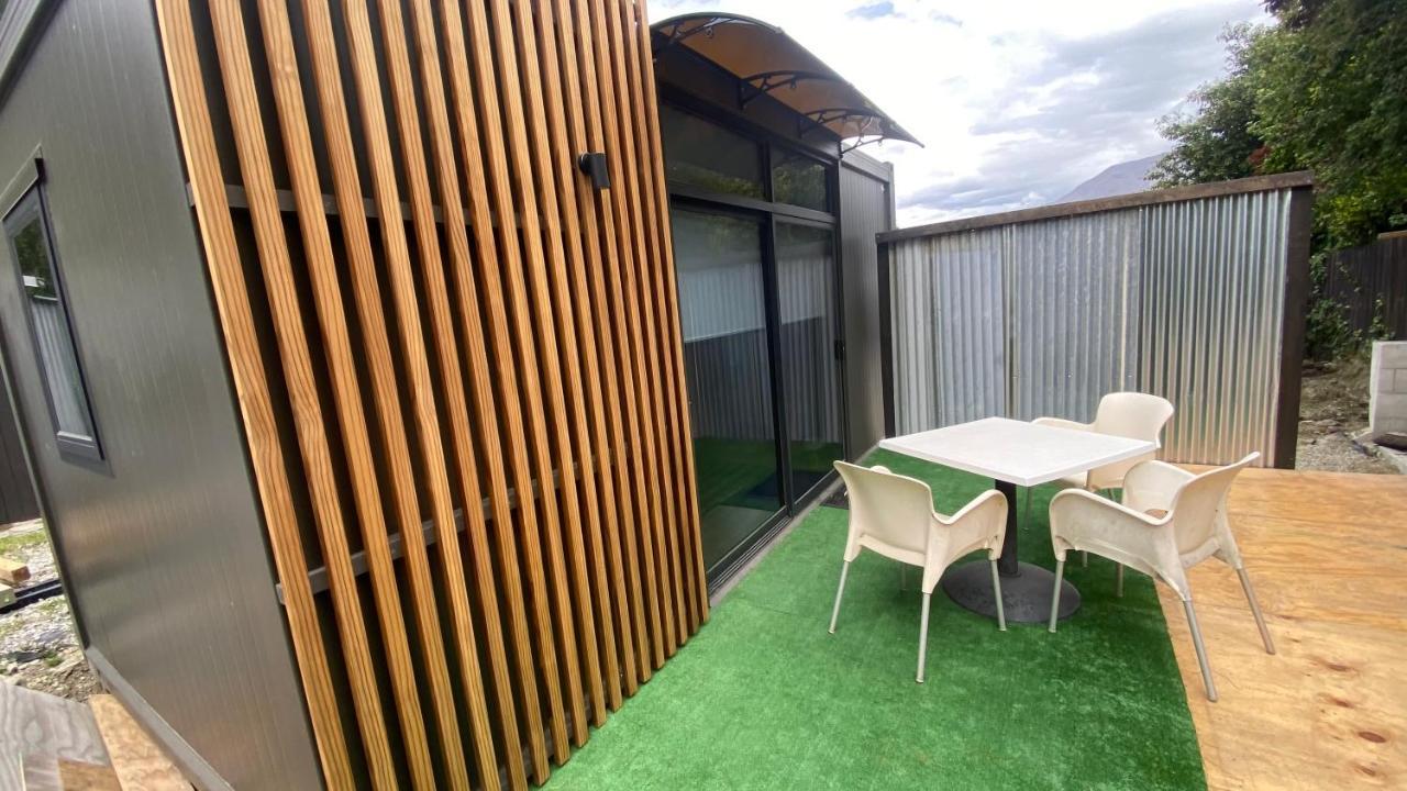 The Hideaway - On-site Hot Tub - Close To Town *