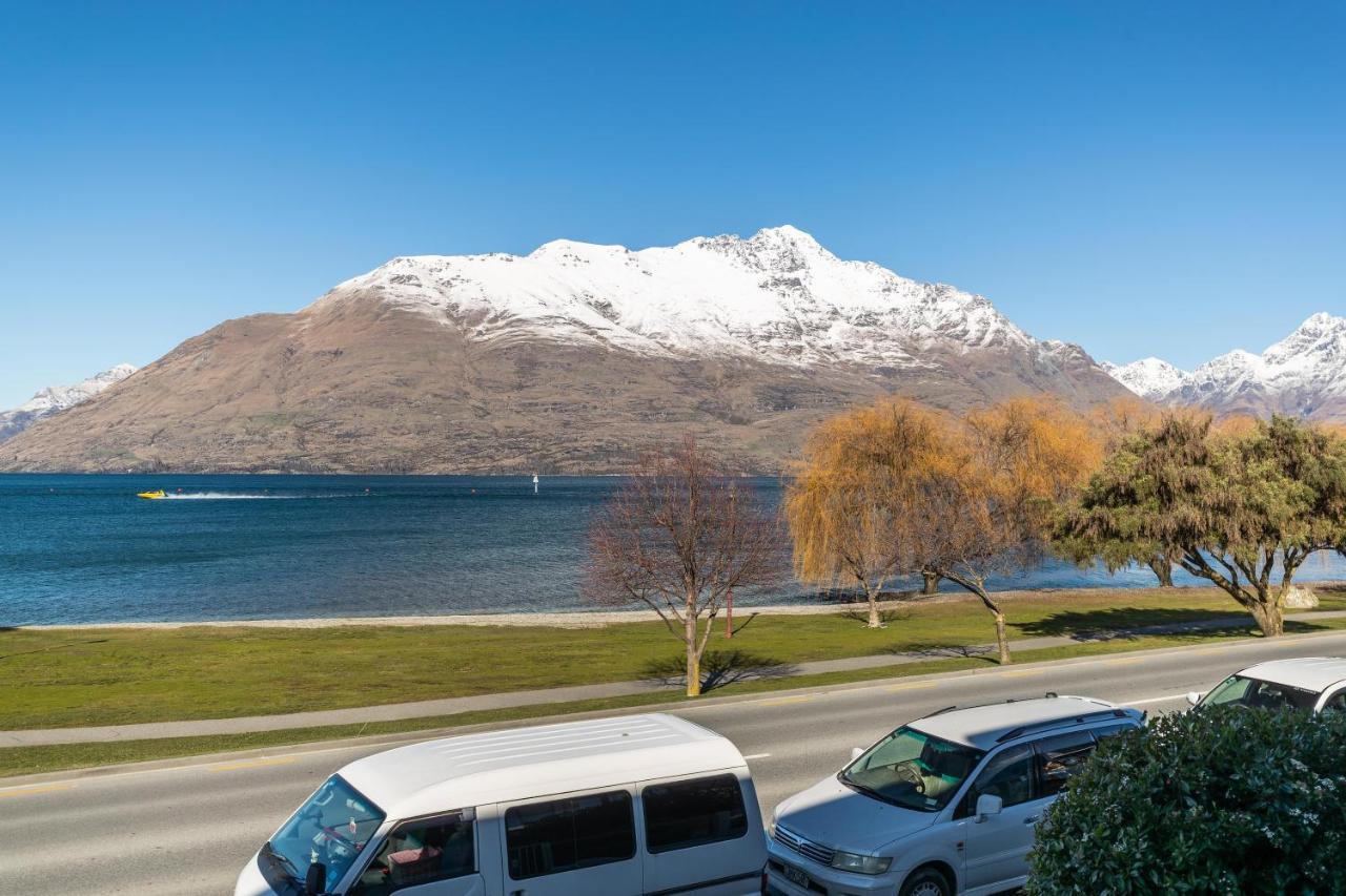 Apartment Tahuna Lakefront Luxury, Location Queenstown