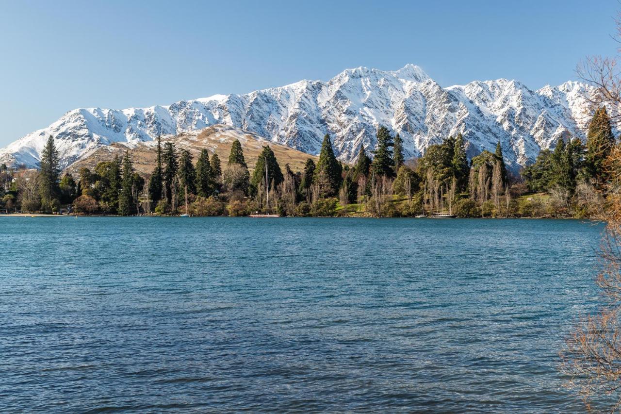 Tahuna Lakefront Luxury, Location Apartment
