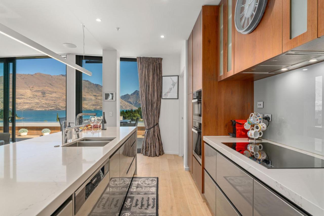 Chic Penthouse & By Staysouth Queenstown