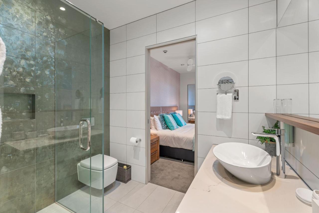 Chic Penthouse & By Staysouth Apartment