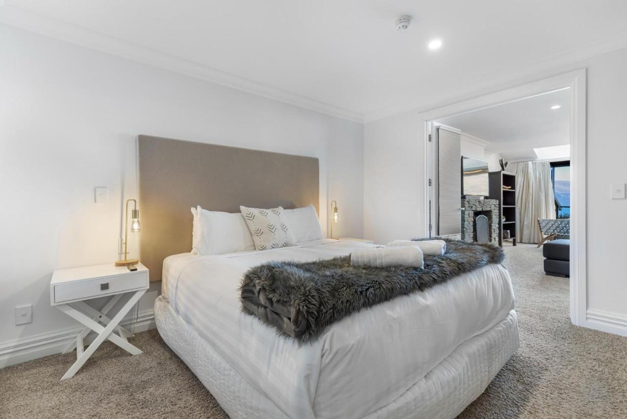 Apartment Beacon Lakeside Luxury 908 - 2 Bedroom