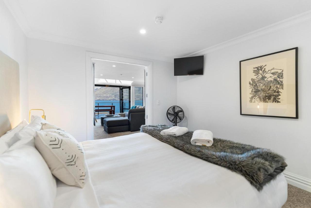 Beacon Lakeside Luxury 908 - 2 Bedroom * Queenstown