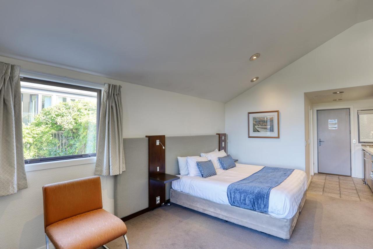 Aparthotel Garden Court & 4*