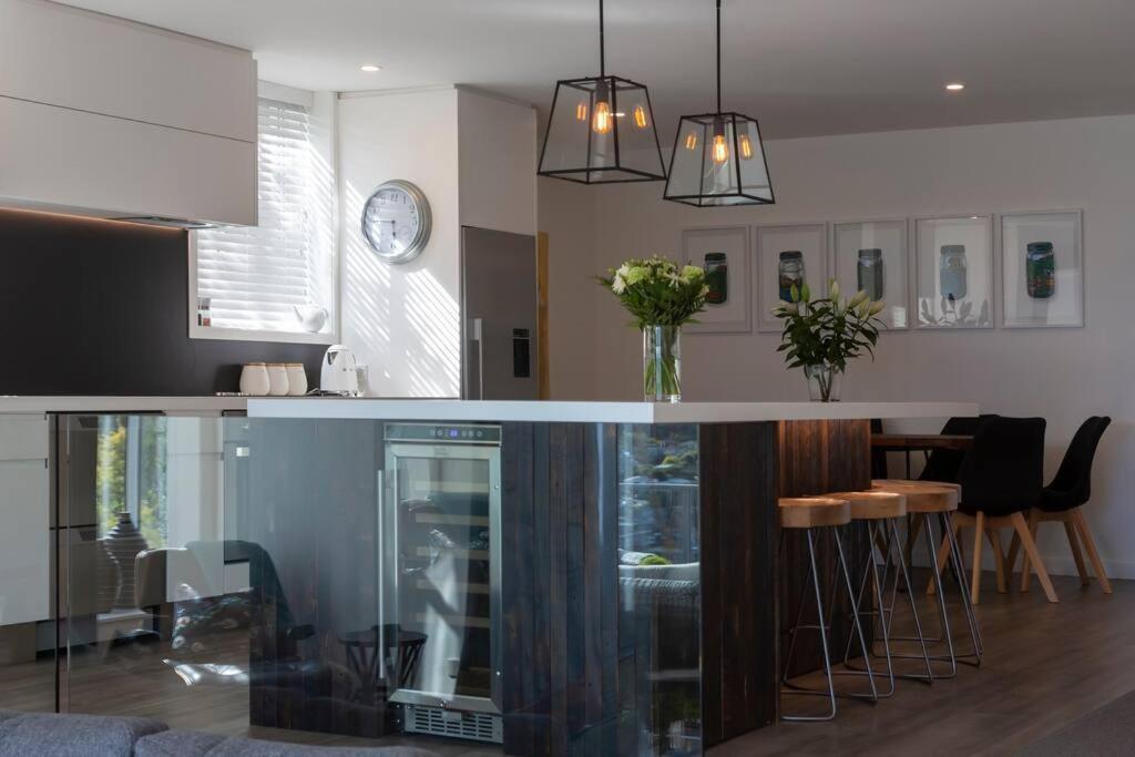 Apartment Habeke Views Gas Fire Walk To Town *