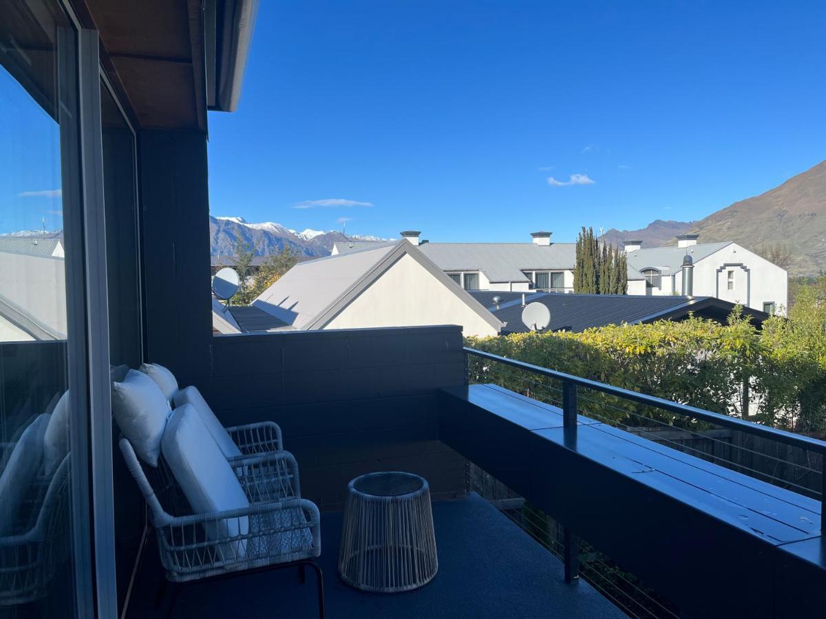 Blackrock * Queenstown