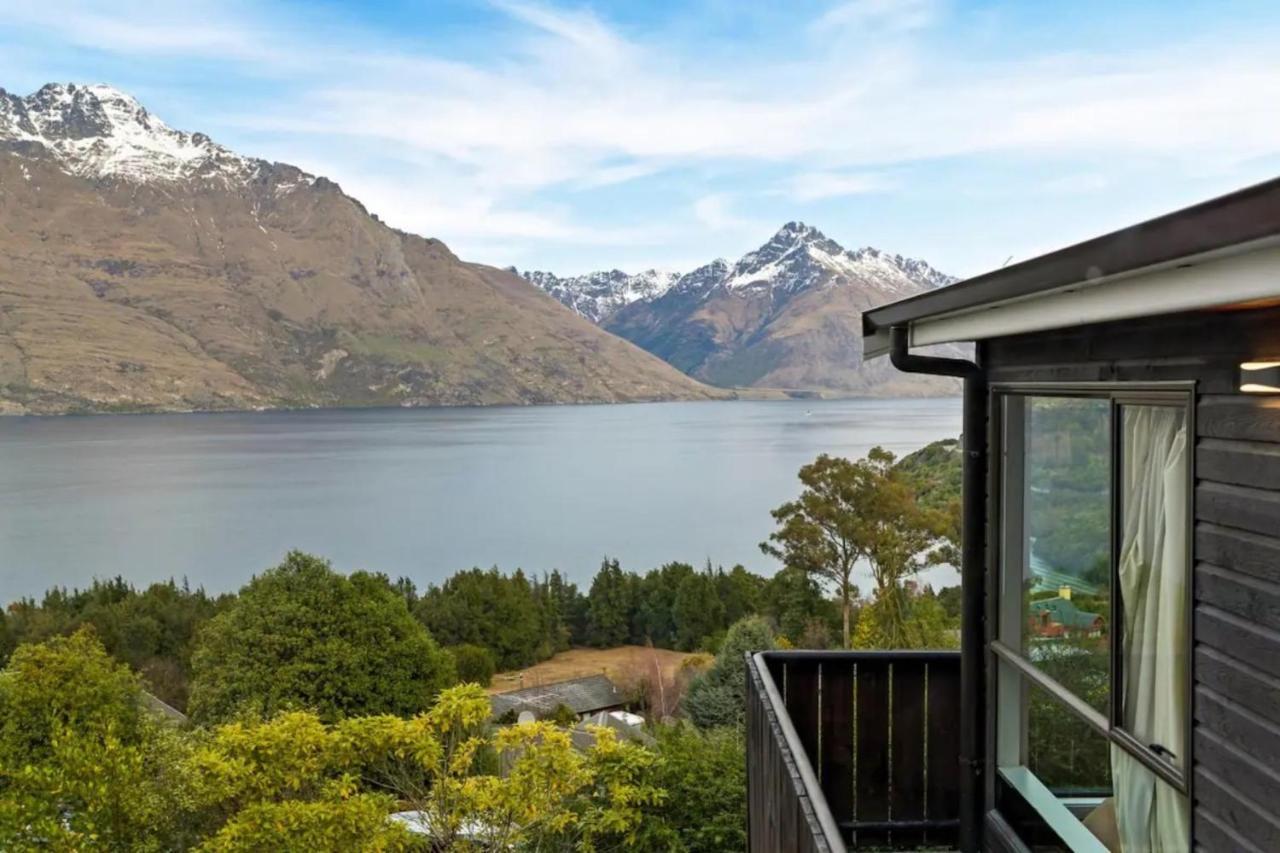Holiday home The Alpine - Queenstown