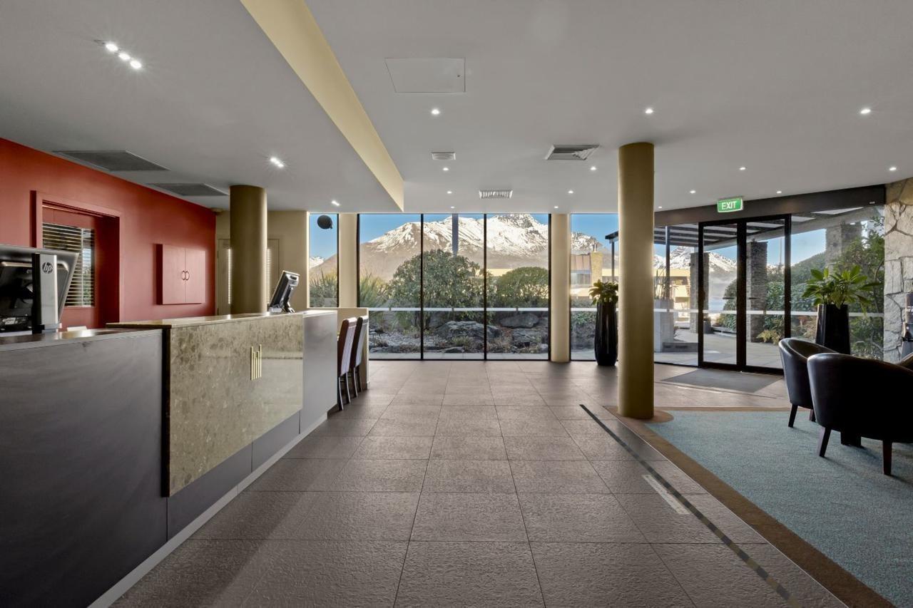Copthorne & Lakeview 4*