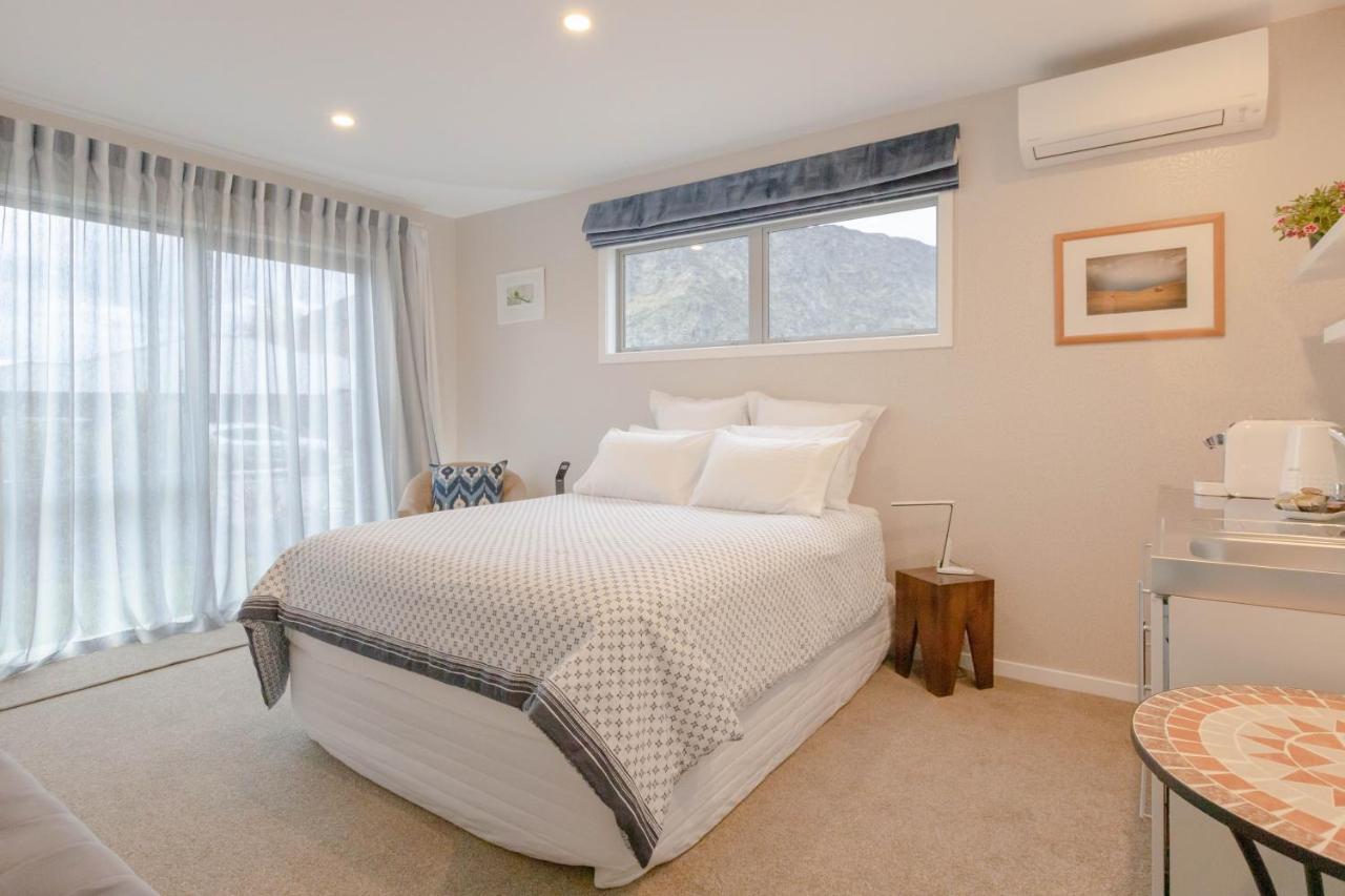 Modern Studio At Arthurs Point *