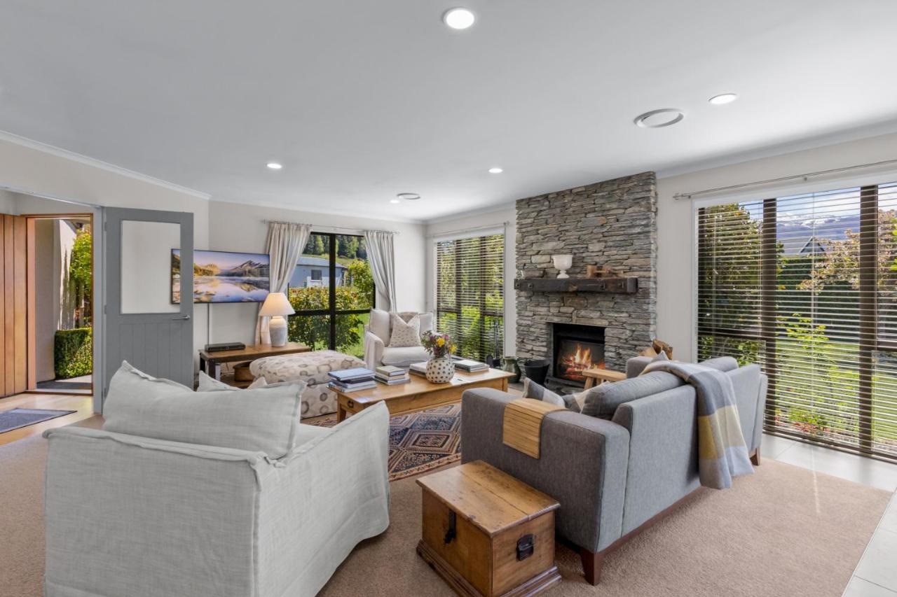Quail's Nest, - Luxury & Garden Holiday home Queenstown