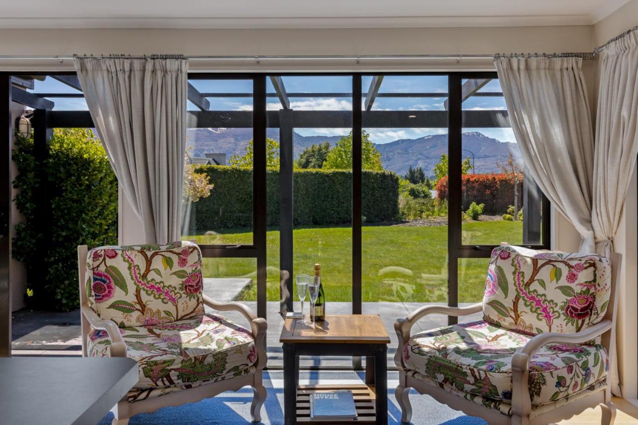 Quail's Nest, - Luxury & Garden Holiday home Queenstown