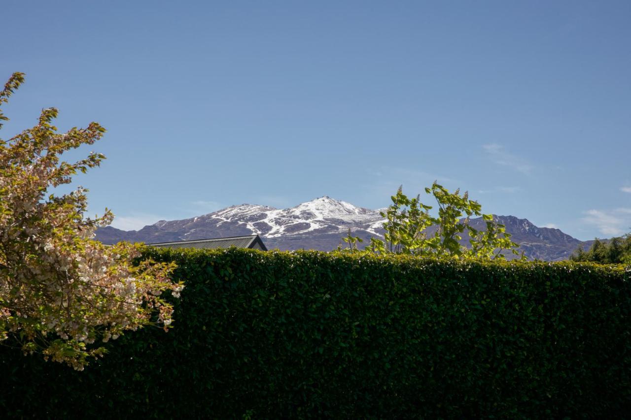 Quail's Nest, - Luxury & Garden Queenstown