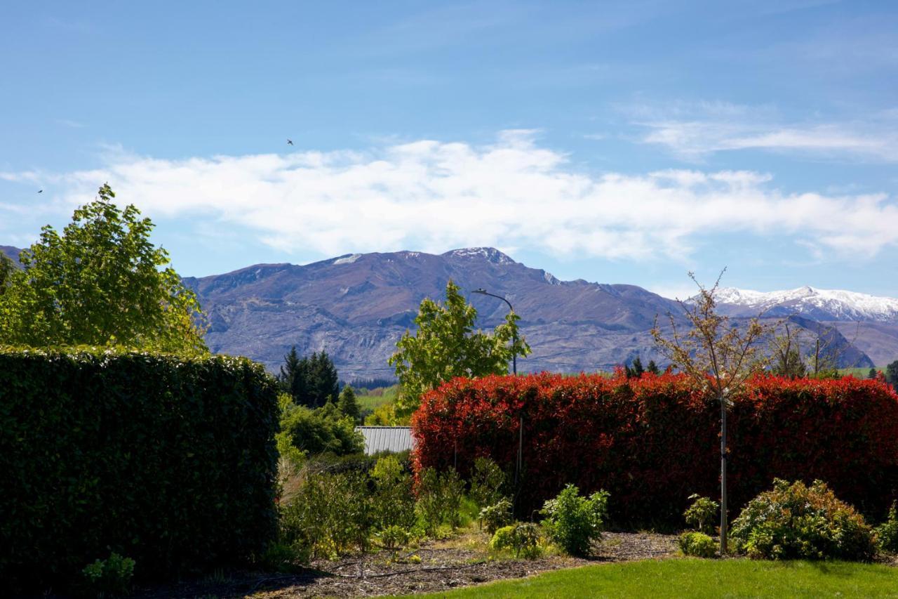 Quail's Nest, - Luxury & Garden Holiday home