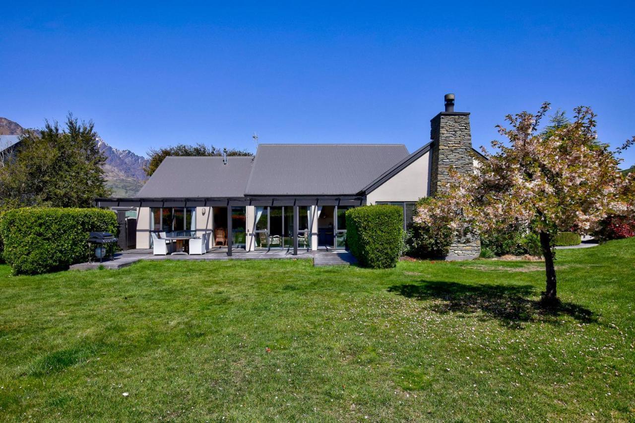 Holiday home Quail's Nest, - Luxury & Garden *