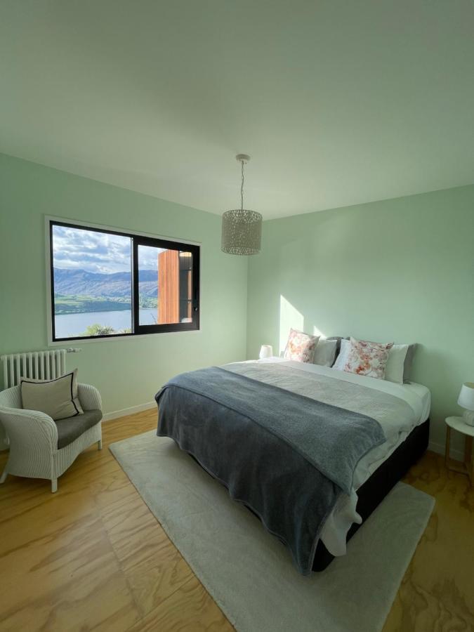 Apartment Lake View La Hay 66