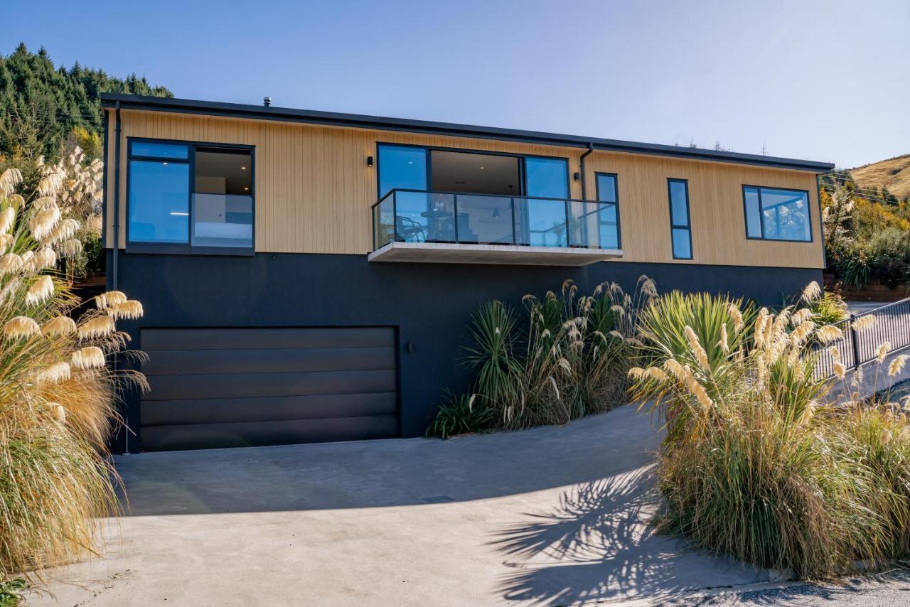 Style & Tranquillity - 4 Bedroom House Holiday home