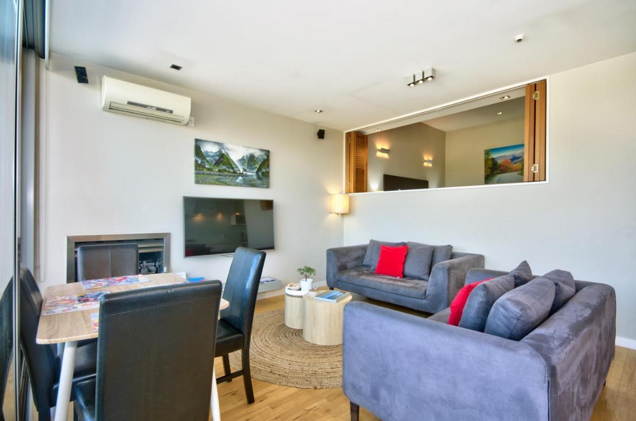 Pure Retreat View *