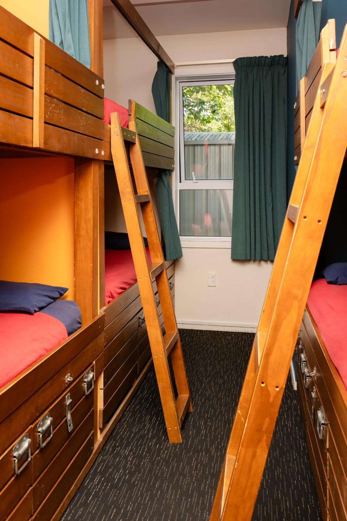 Hostel Haka House