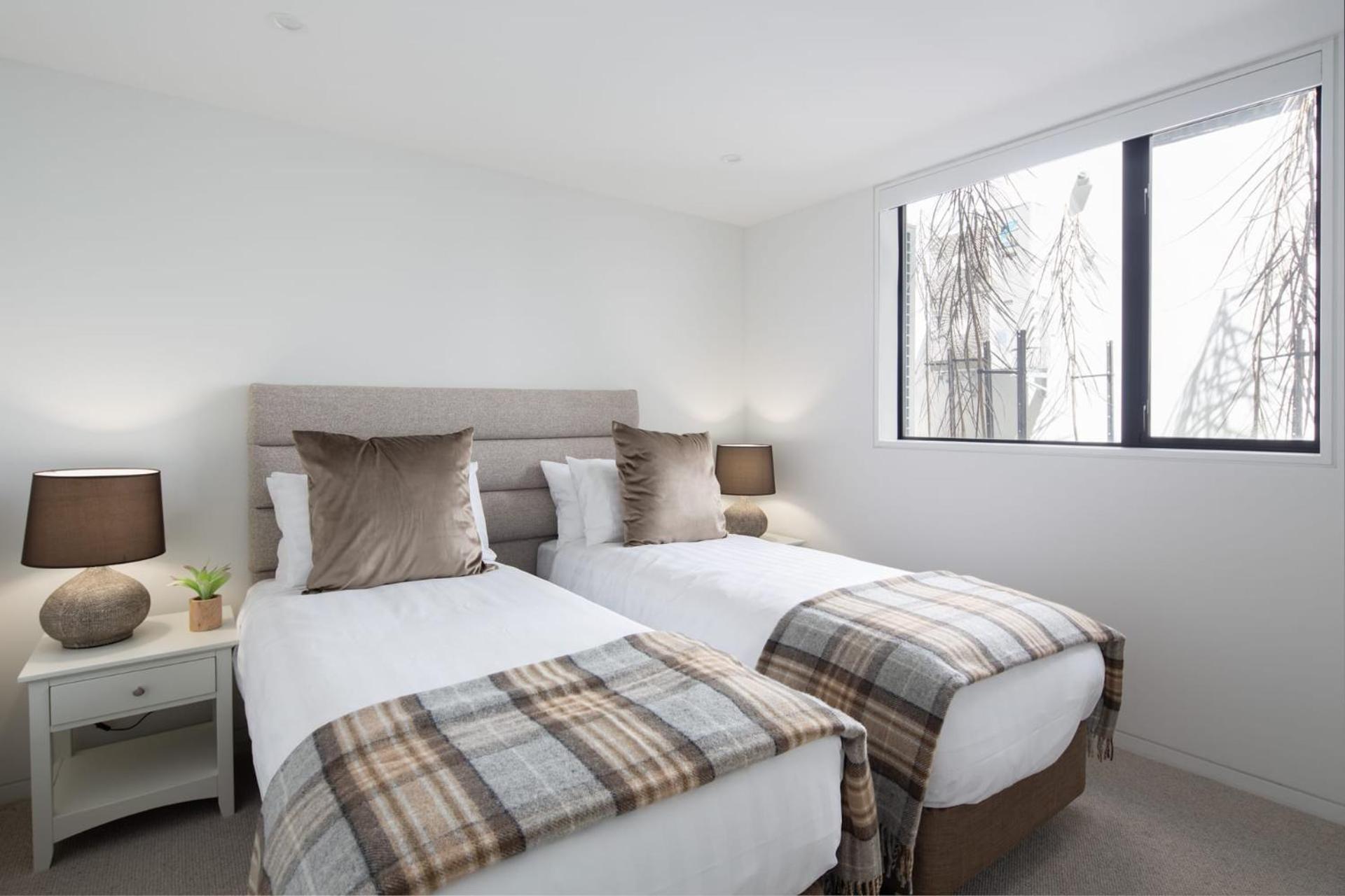 Villa Lakehouse 3- Free Parking- Walk To Town- Air Con *