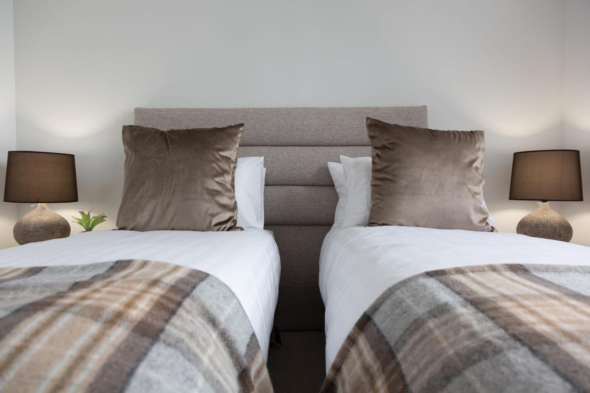 Villa Lakehouse 3- Free Parking- Walk To Town- Air Con Queenstown