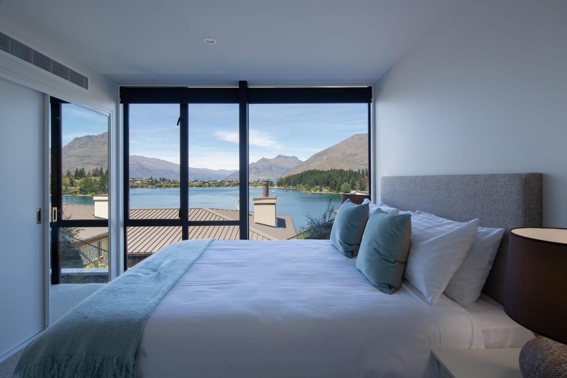 Lakehouse 3- Free Parking- Walk To Town- Air Con Villa Queenstown