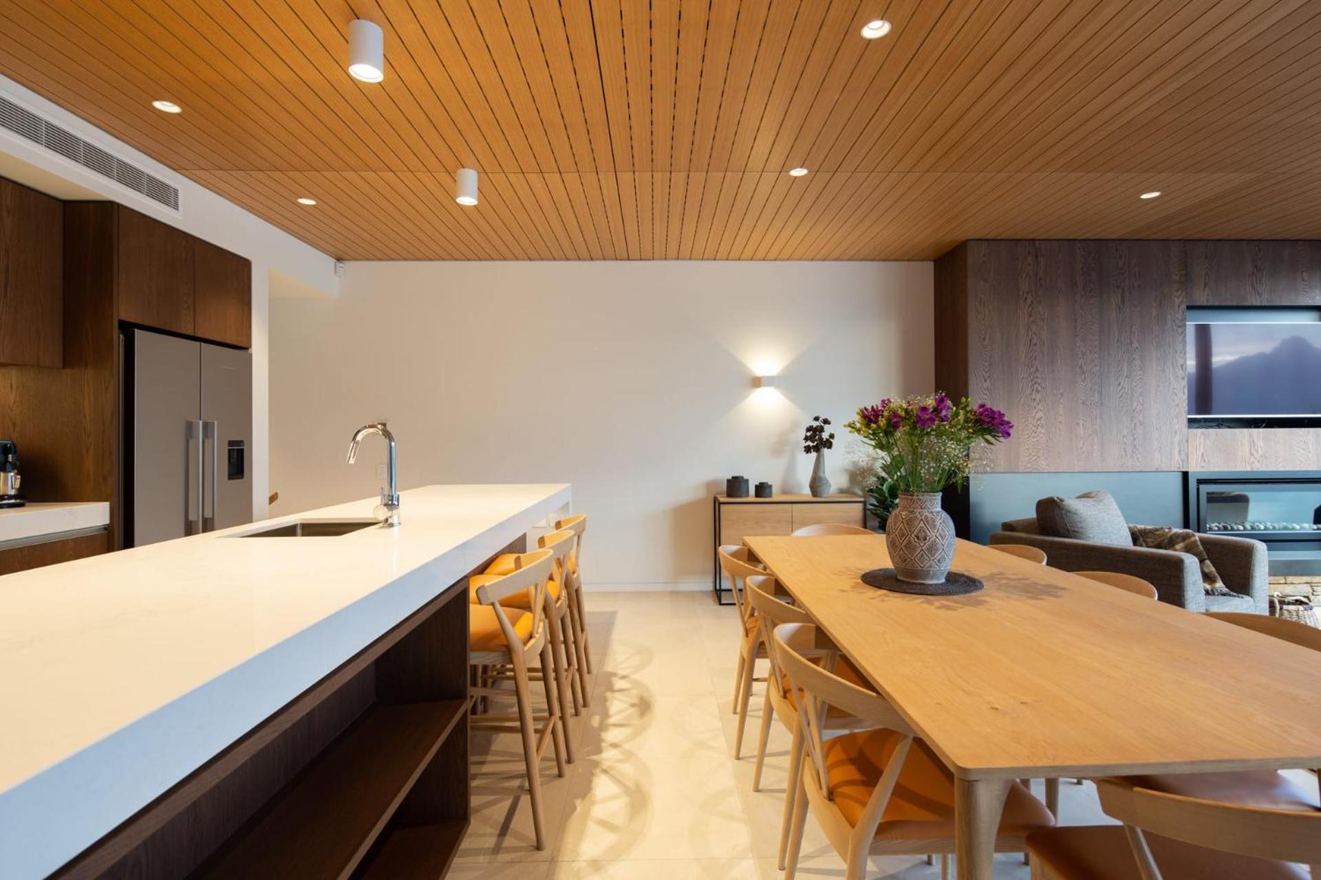 Villa Lakehouse 3- Free Parking- Walk To Town- Air Con Queenstown