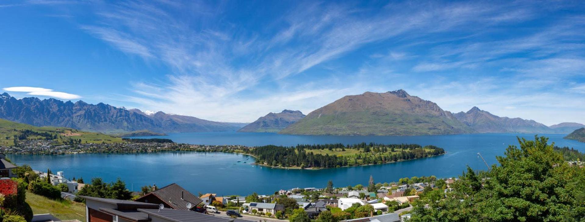 Holiday home Highlands House- Views- Free Parking- Ac- Bbq *
