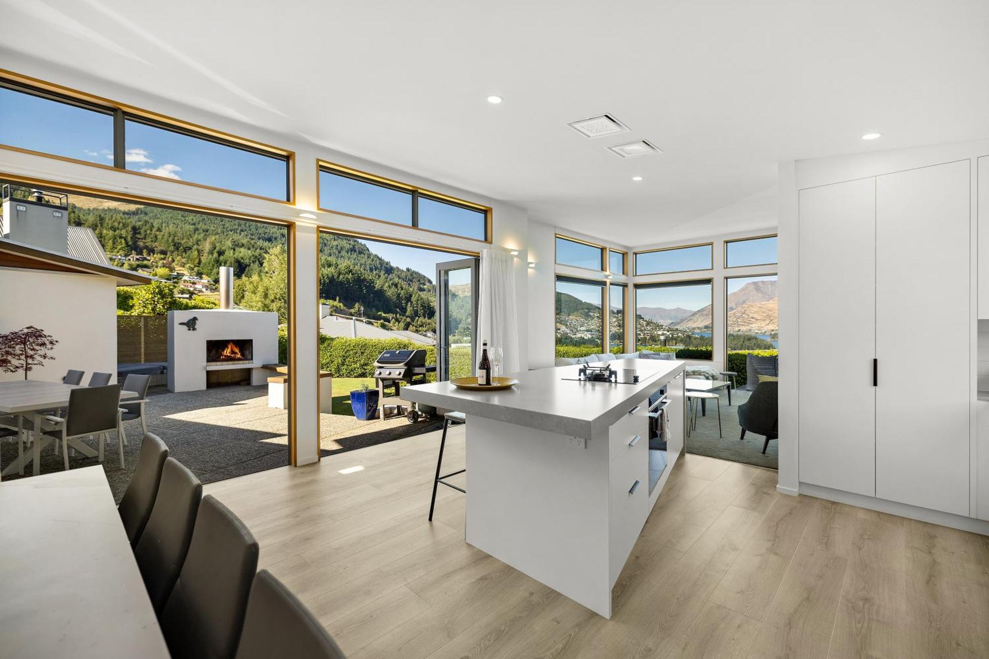 Whakata On Whitbourn - Luxury Retreat With * Queenstown