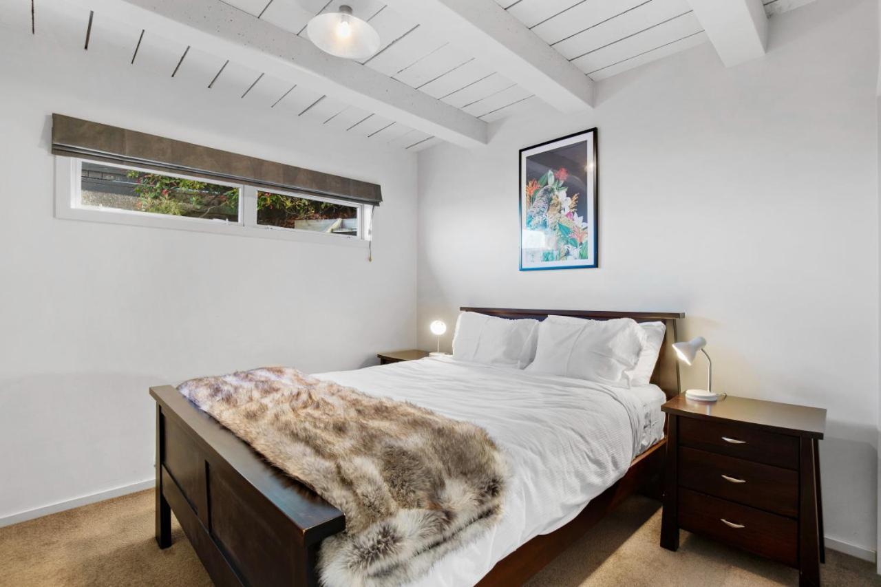 Apartment Hilltop Views *