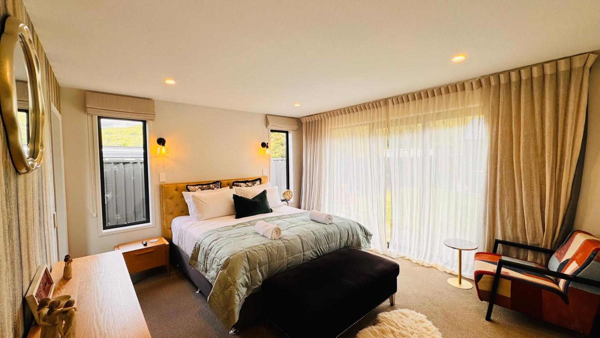 Hillside Guest house