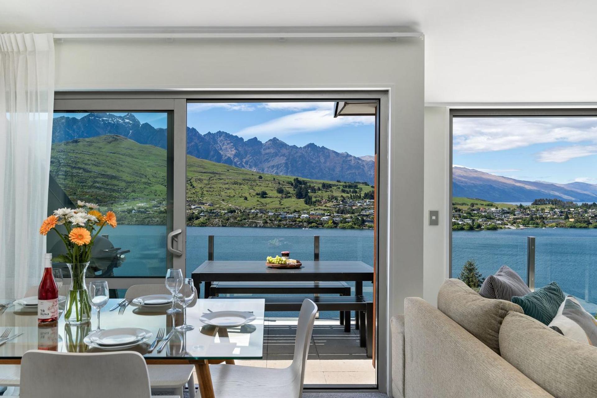 Remarkable Hideaway By Relaxaway Homes Holiday home Queenstown