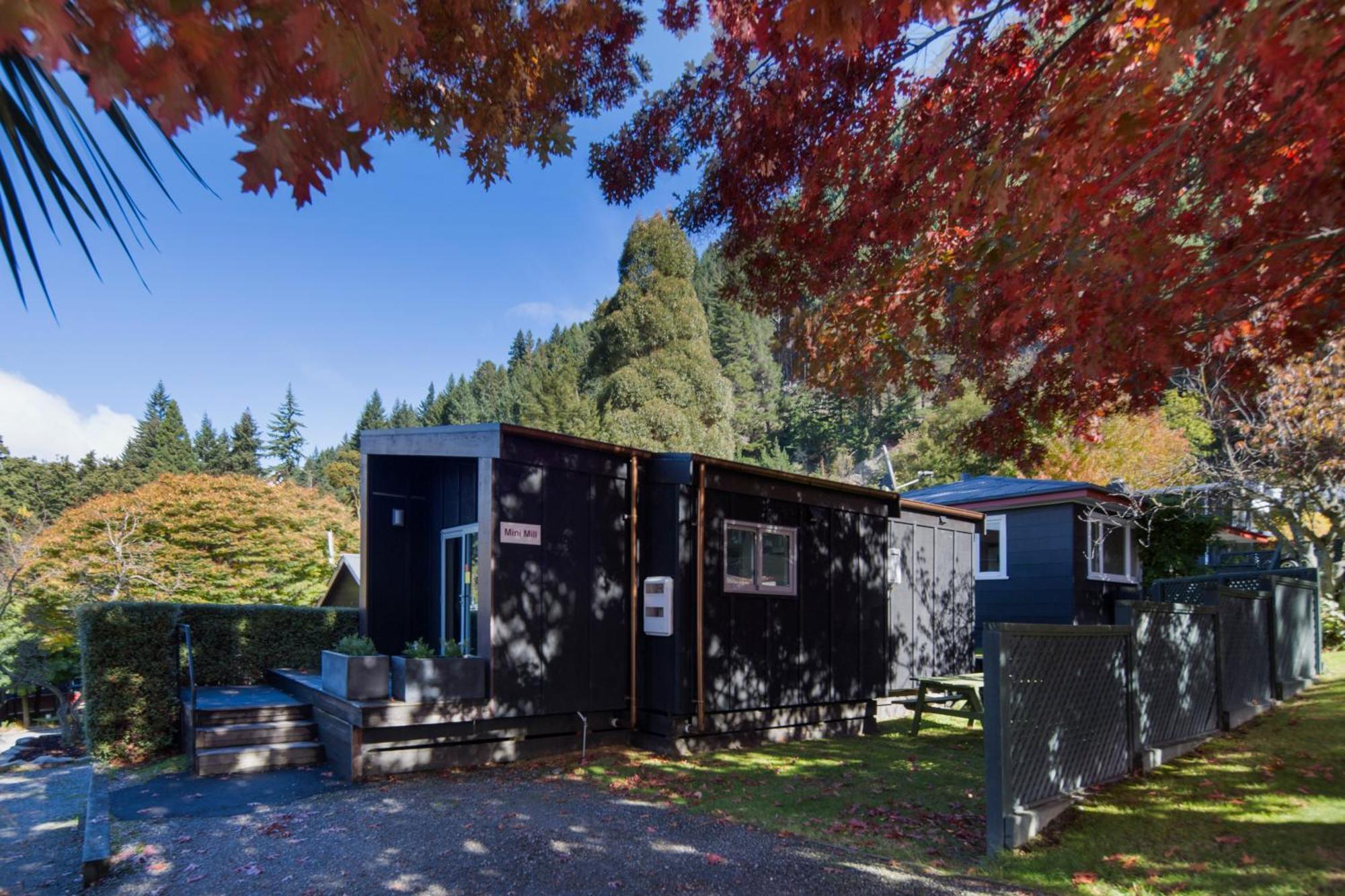 Pinewood Lodge *