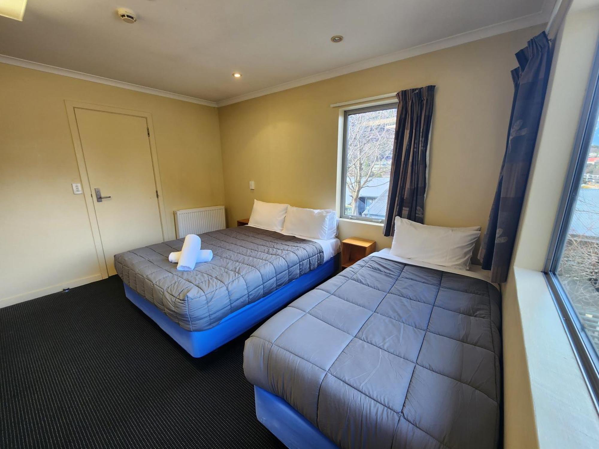 Pinewood Lodge