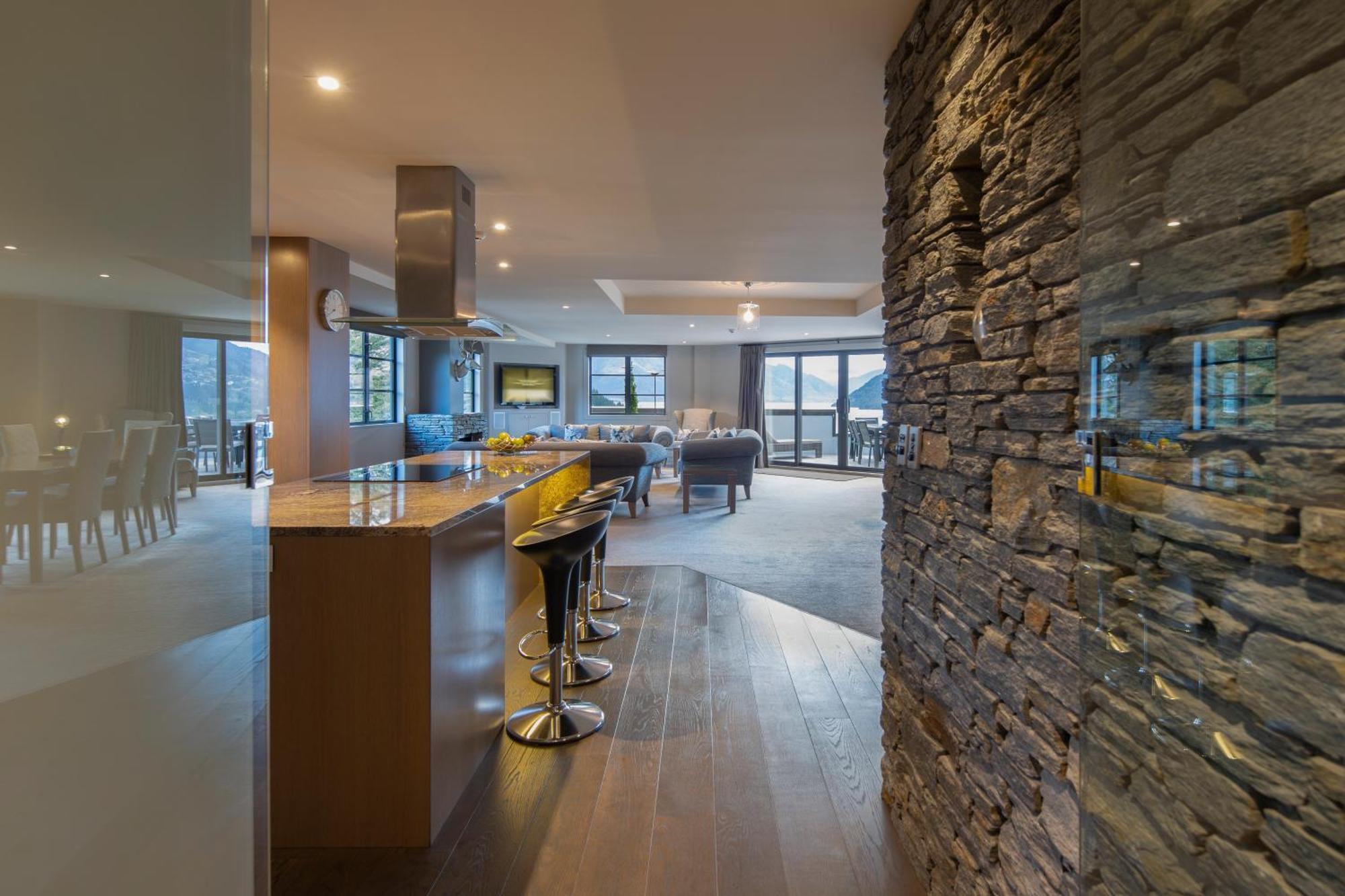 The Glebe Aparthotel 4*