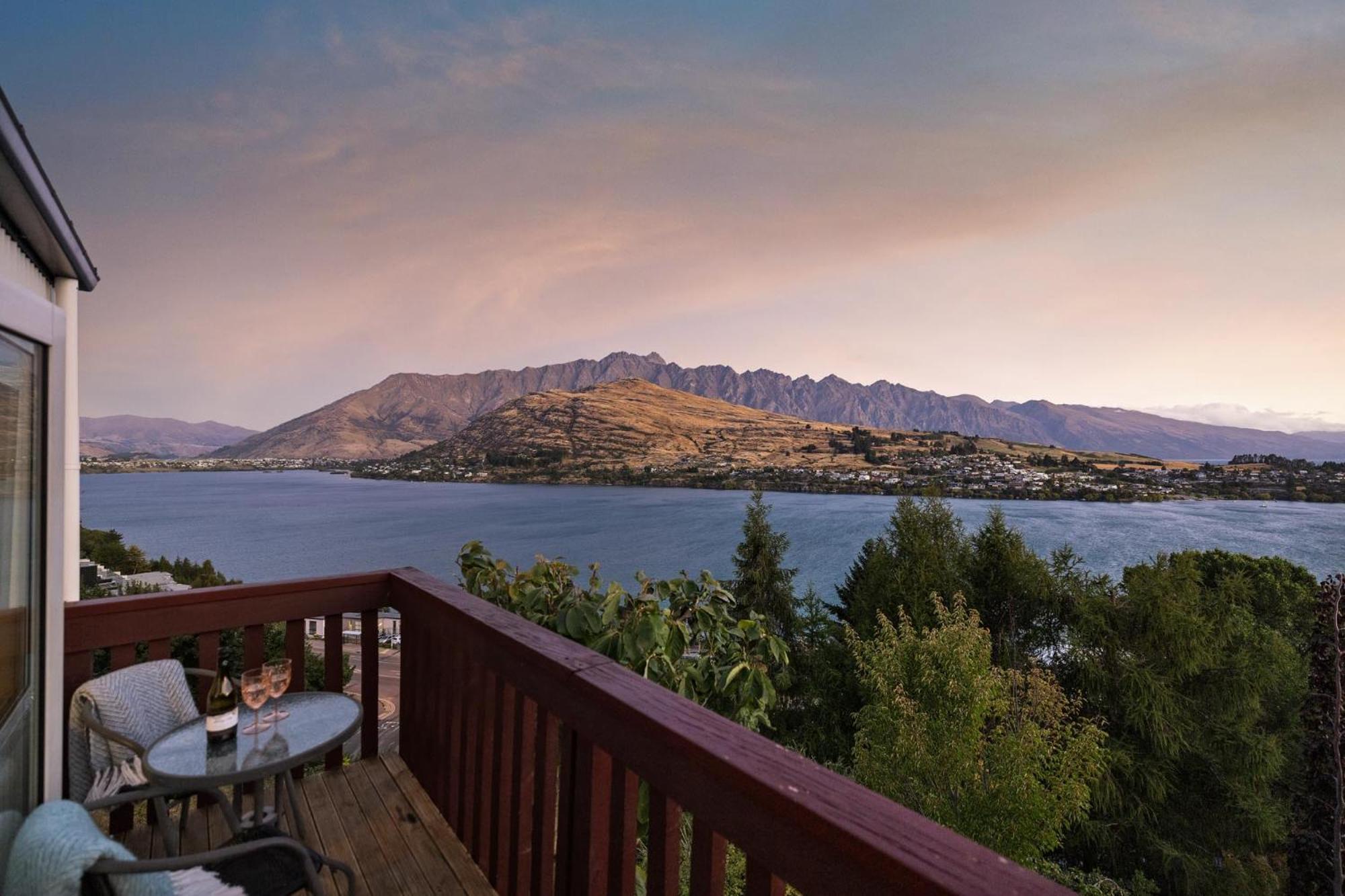 Holiday home The Lookout Queenstown