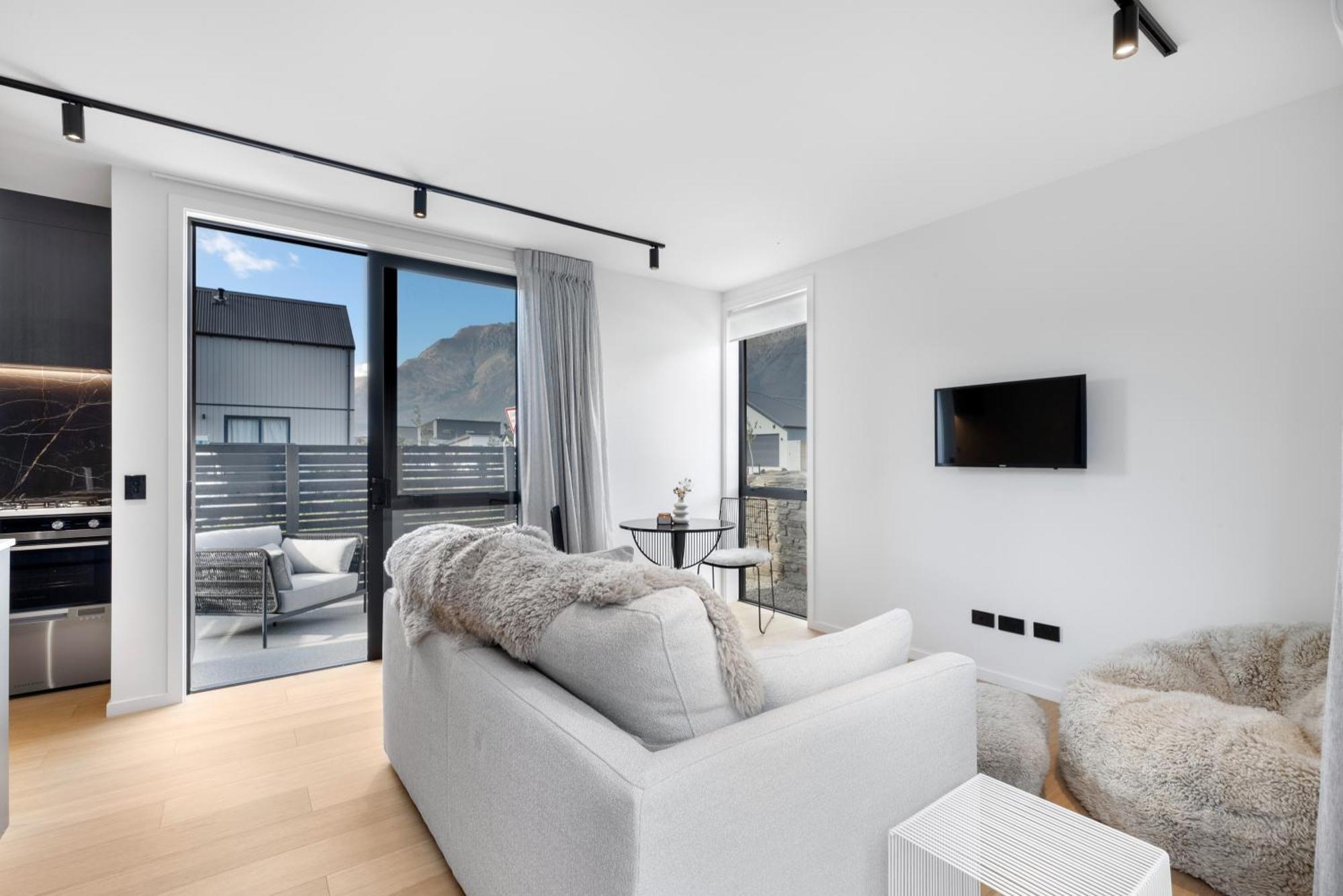 Woolshed Retreat - * Queenstown