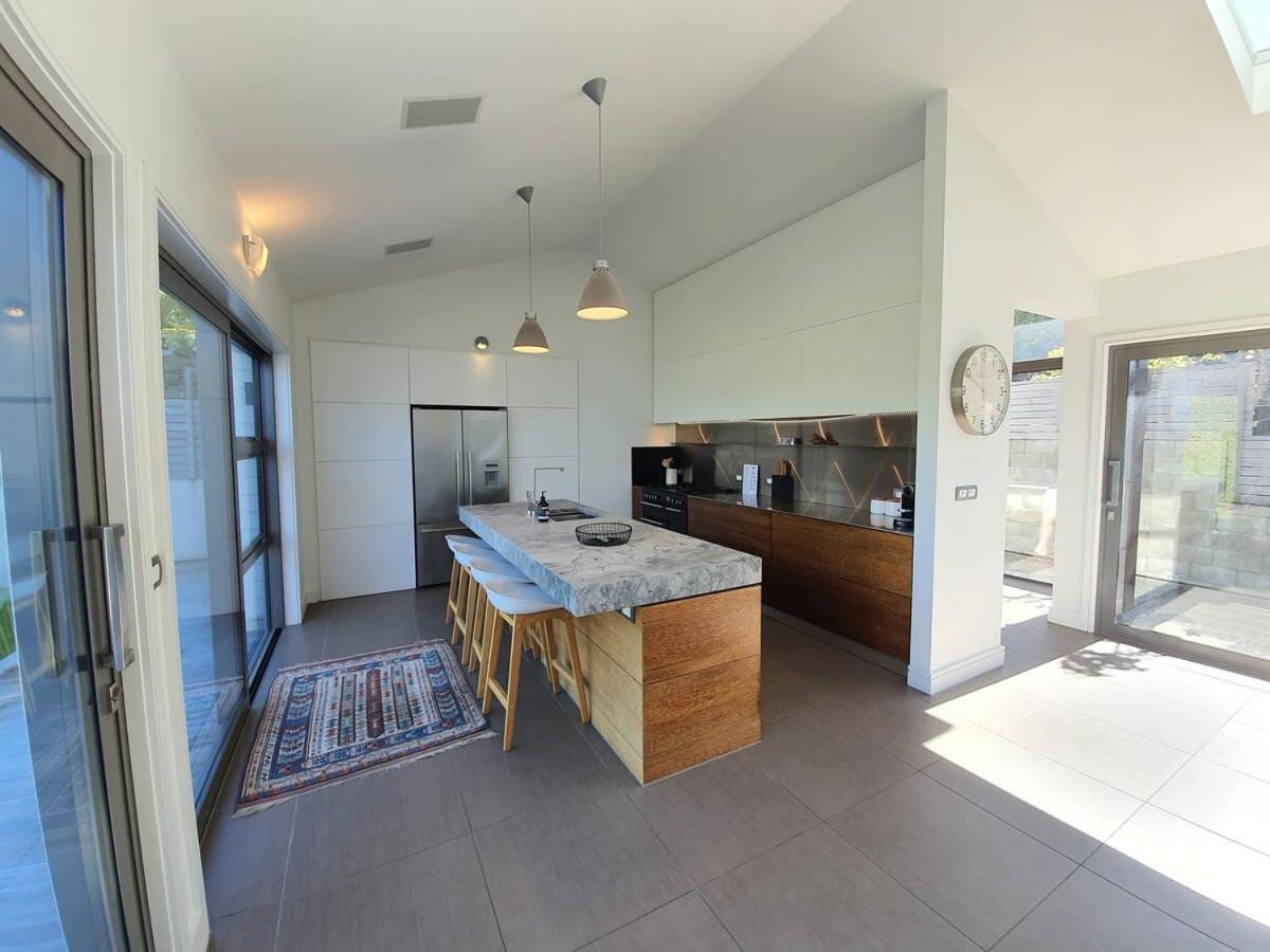 Private Retreat - Stunning & Mountain Views Holiday home Queenstown