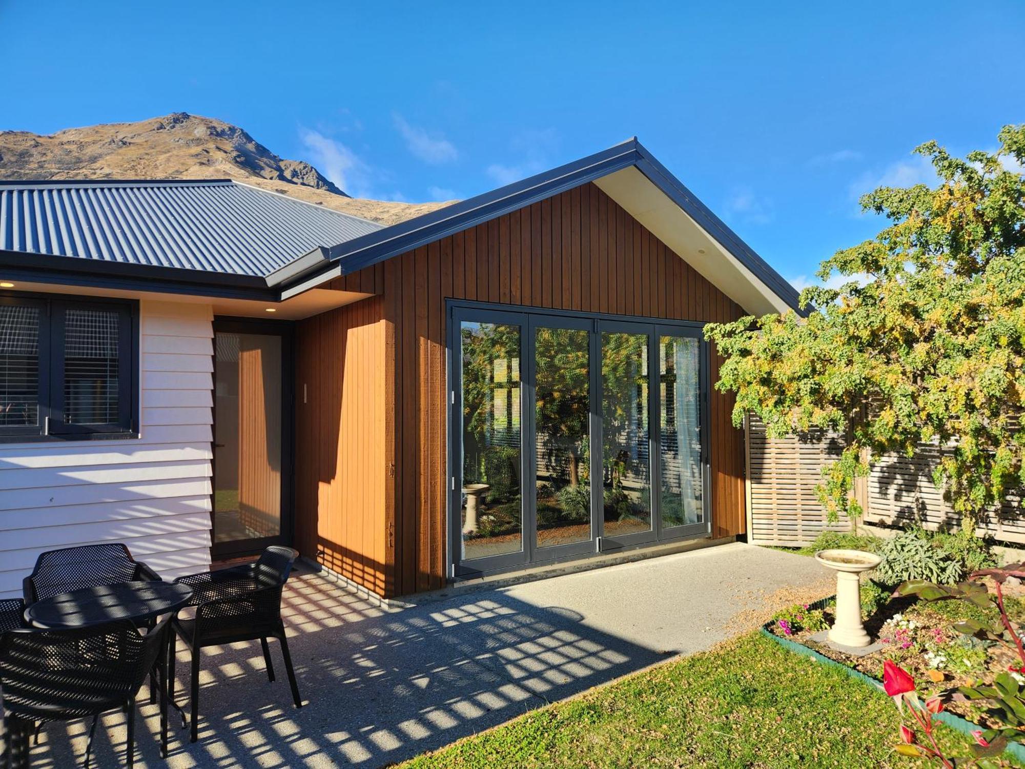 Holiday home Equestrian View - Gorgeous Cozy Shotover Queenstown