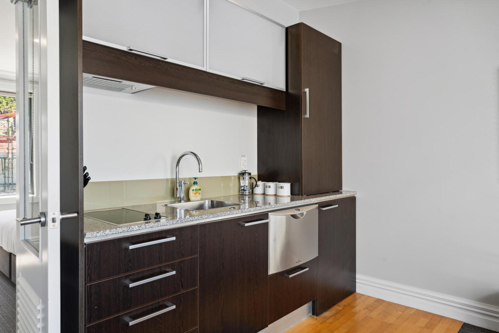 Apartment Luxury 6-bedroom Penthouse - The Beacon With 3 Spas Queenstown