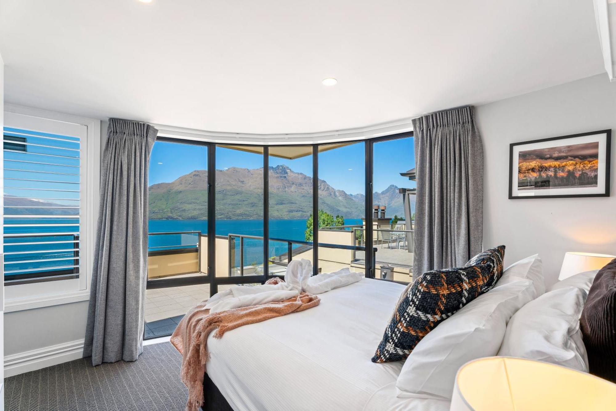 Luxury 6-bedroom Penthouse - The Beacon With 3 Spas