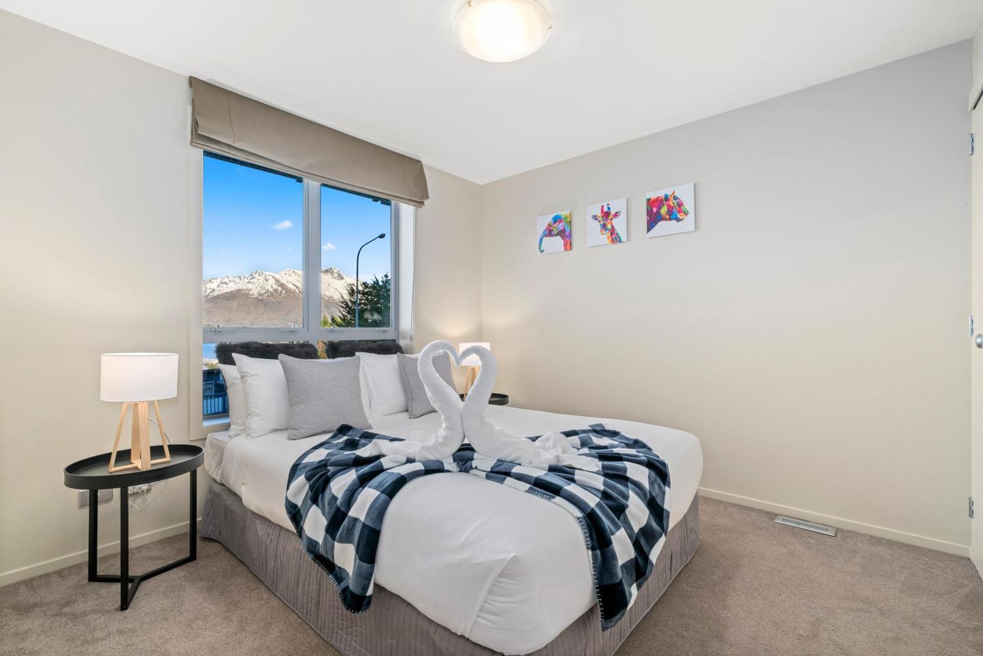 2-bedroom With & Mountain View - Beechwood