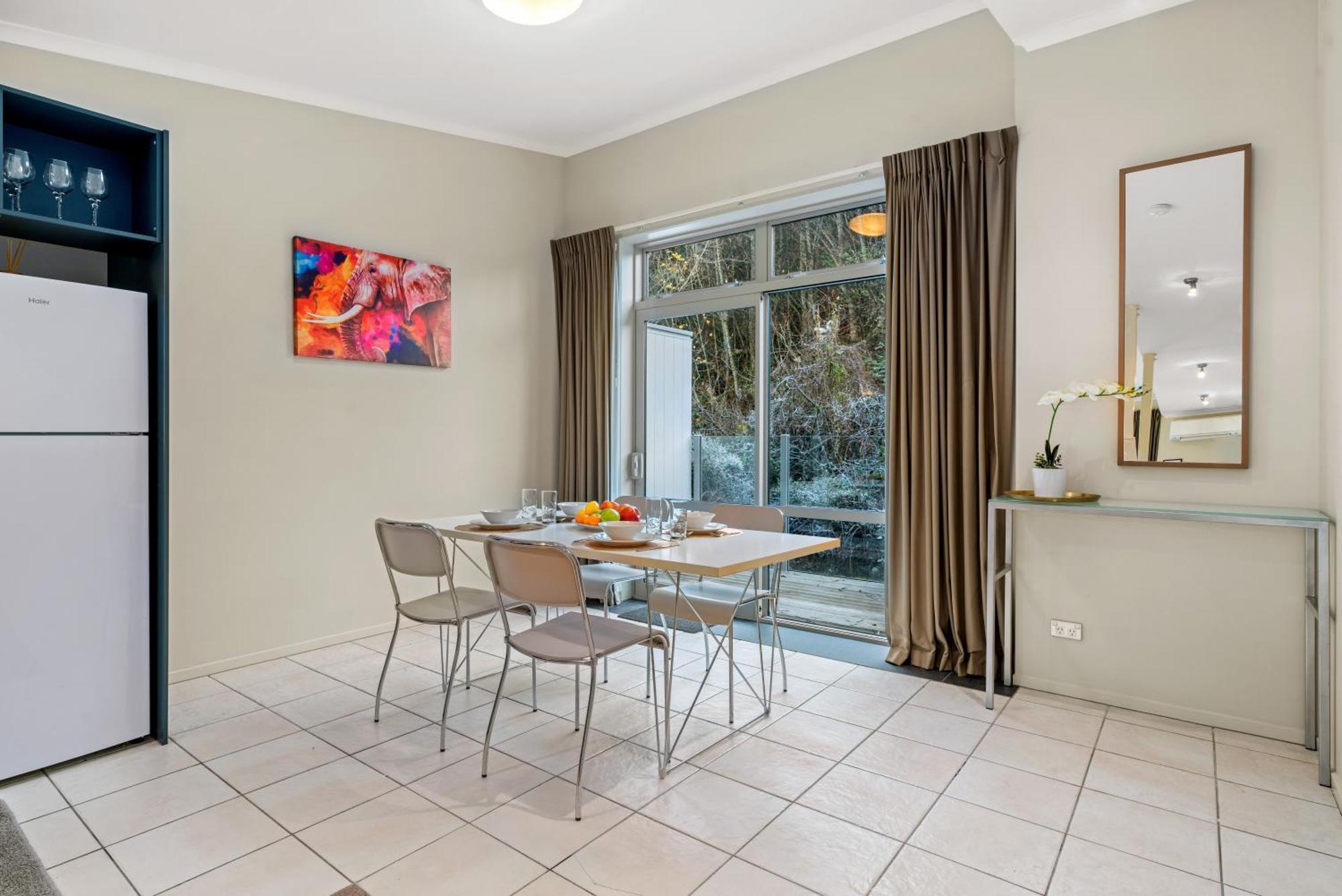 2-bedroom With & Mountain View - Beechwood * Queenstown