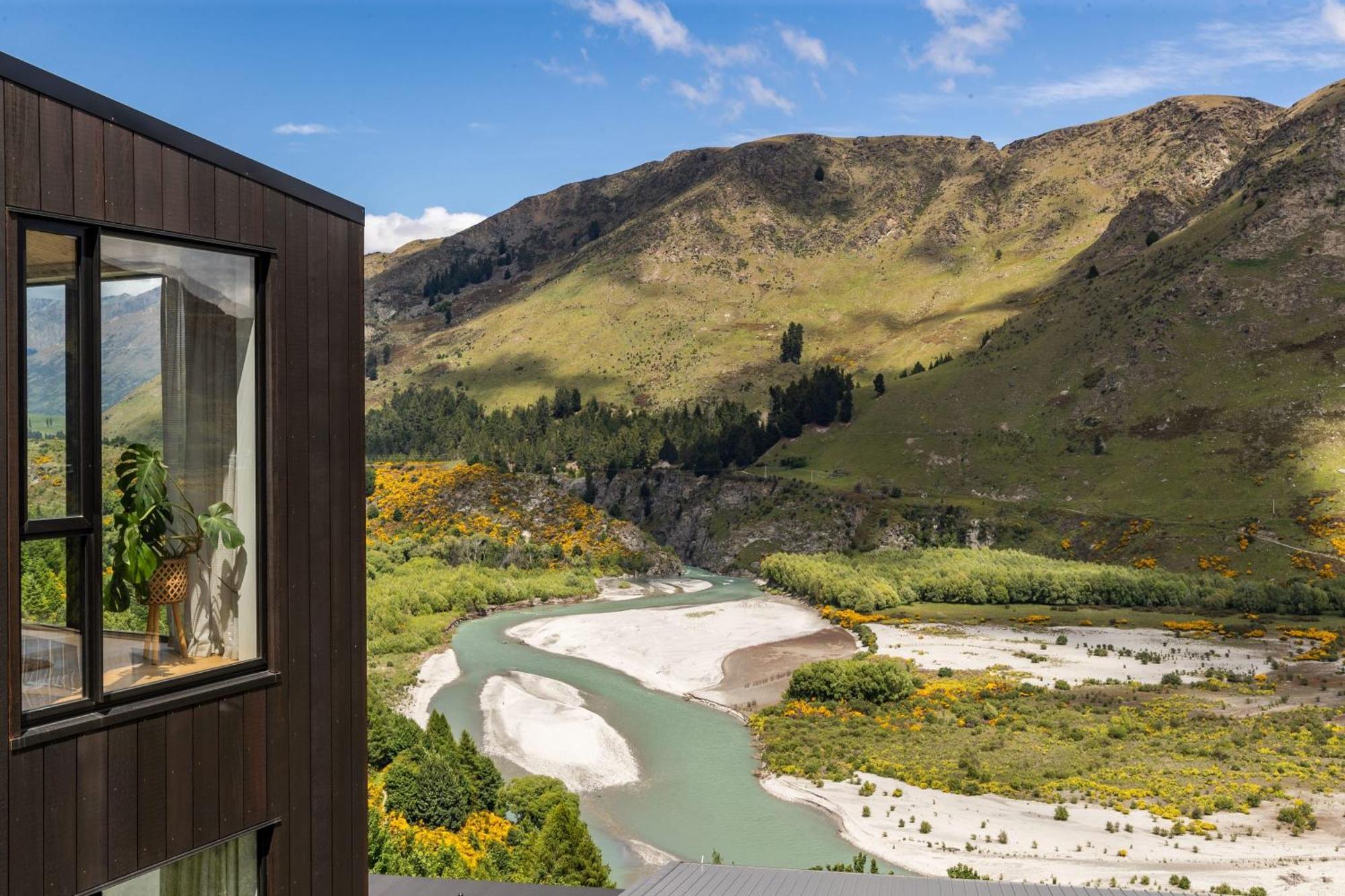 Stunning Mountain Views In Queenstown-hot Tub Queenstown